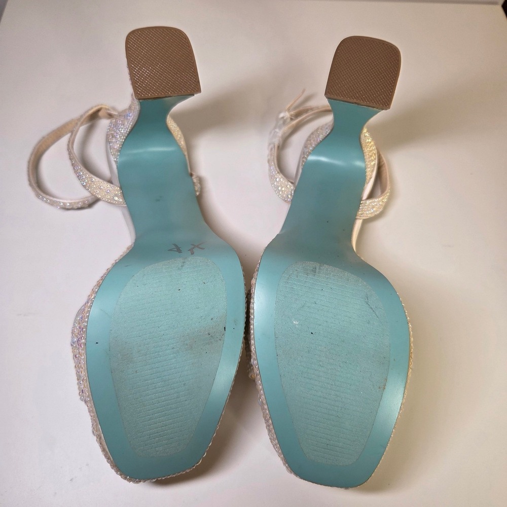 Betsey Johnson Beth Ivory Satin Rhinestone Pearl Platform Sandals Heels Size 10M - Picture 5 of 6